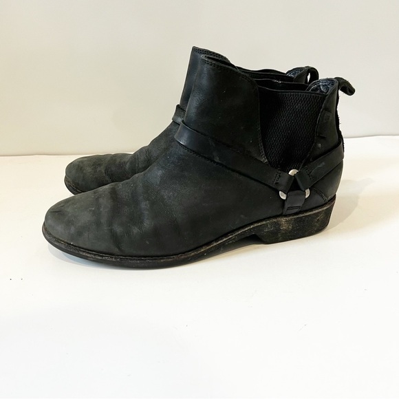 Teva Women’s Boots Bootie - Picture 4 of 10